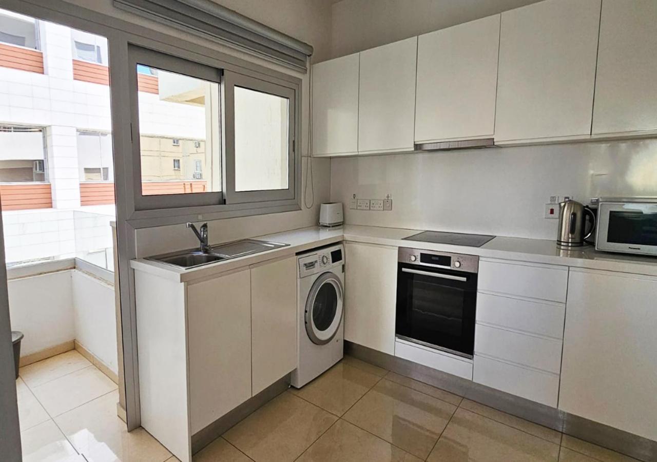 Phaedrus Living: City Centre Luxury Flat Esperidon 201 Nicosia Eksteriør billede