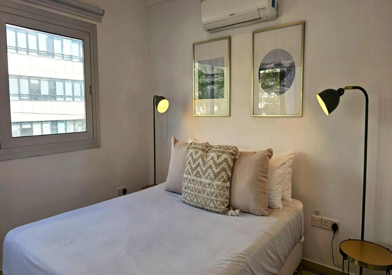 Phaedrus Living: City Centre Luxury Flat Esperidon 201 Nicosia Eksteriør billede