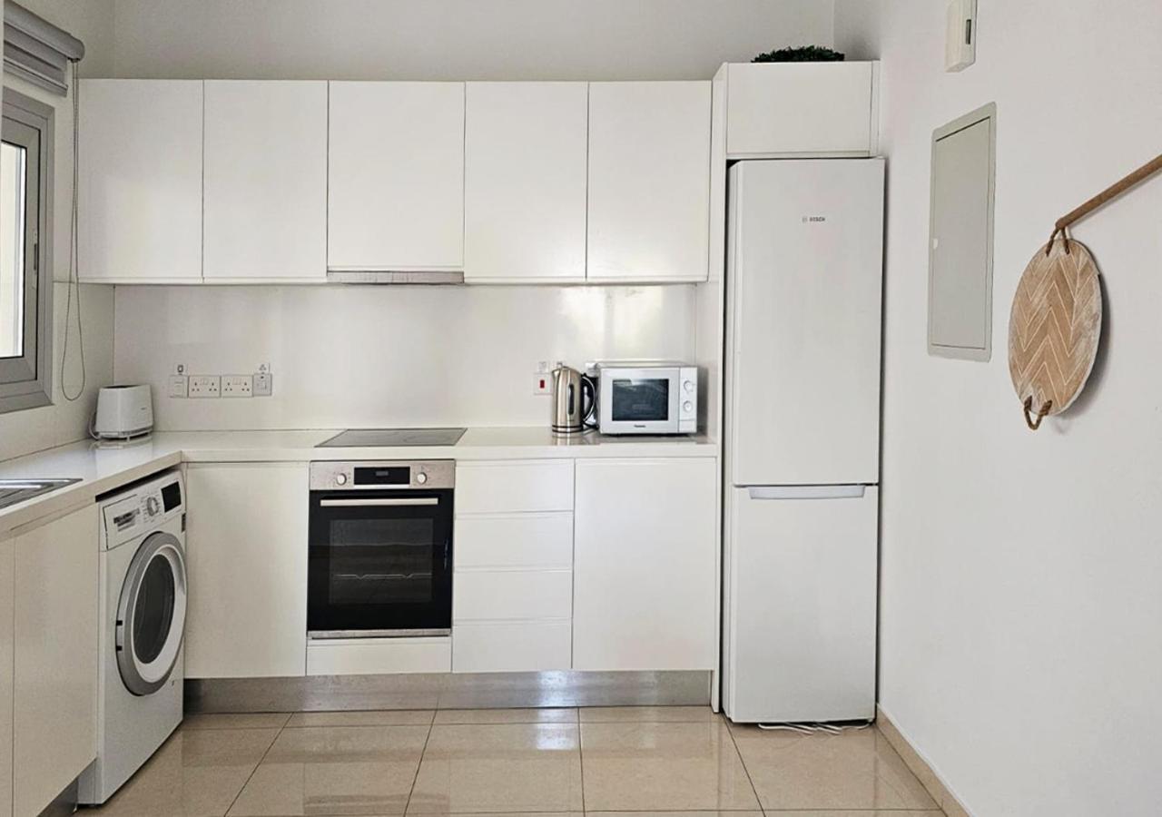 Phaedrus Living: City Centre Luxury Flat Esperidon 201 Nicosia Eksteriør billede